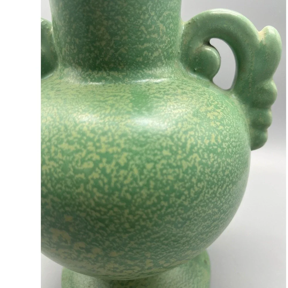 Haeger Art Pottery Geranium Leaf Frosted Matte Green Floral Handle Vase 792c 30s